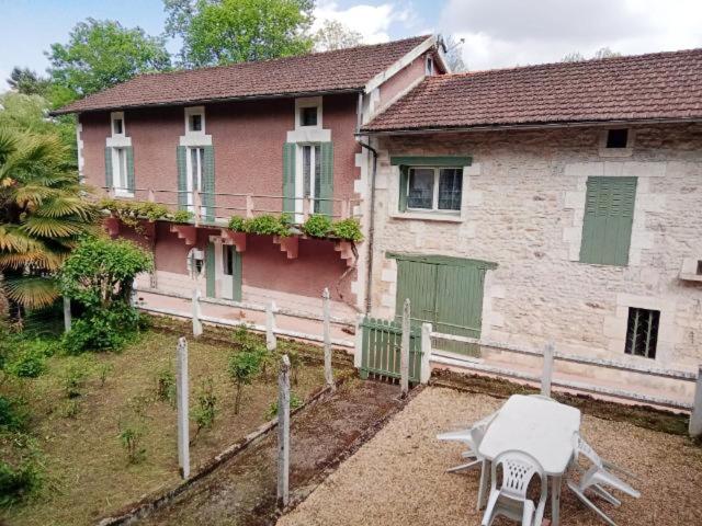 Maison Au Bord De La Riviere Dronne En Perigord Vert Saint-Front-la-Rivière Buitenkant foto